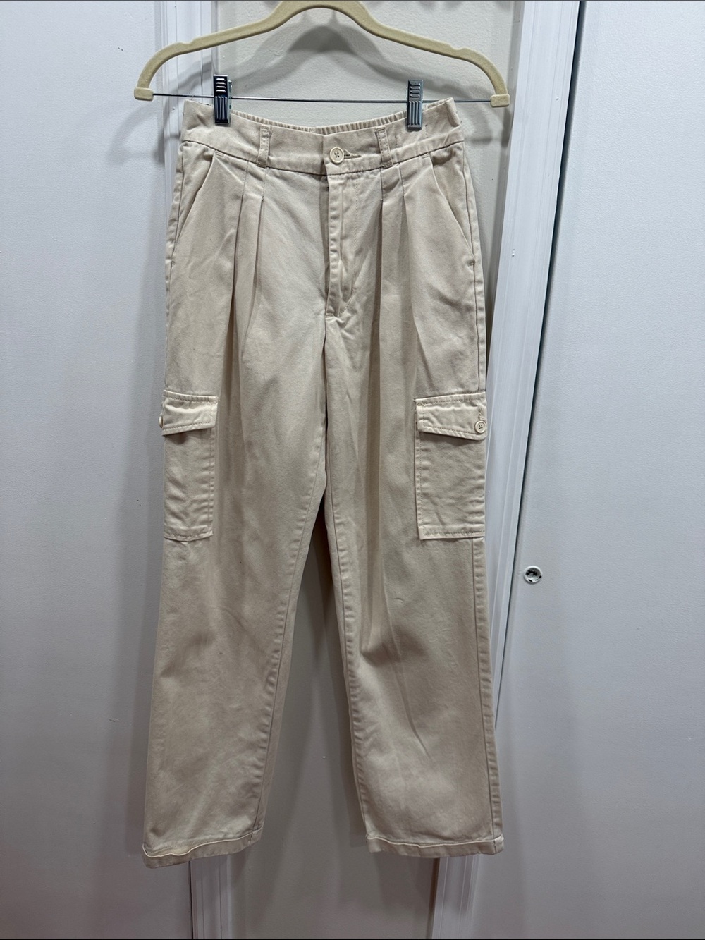 PacSun Women’s Cream Cargo Trouser Pants